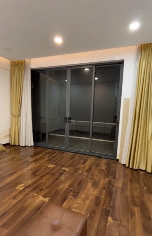 nhà có 4 phòng / phòng trọ cho thuê giá 2tr3 - 5tr5