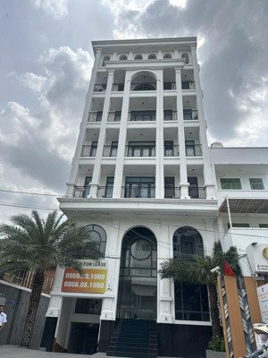 mặt tiền quốc hương, p. thảo điền q2 - dt: 15m x 26m - xd: hầm 7 tầng - hđt 350tr/tháng - giá 79 tỷ