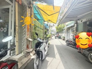 bán nhà hẻm xe hơi sát mặt tiền - khuvip phan xích long - 63 m2 - 8.6 tỷ