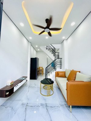 bán nhà bình thạnh sd 2 tầng - 60m2, gần mặt tiền tặng hết nội thất chỉ 2.98 tỷ