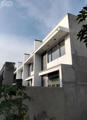 CHÍNH CHỦ CHUYỂN CÔNG TÁC NƯỚC NGOÀI BÁN GẤP CĂN LỬNG 105m2 NGAY TRUNG TÂM