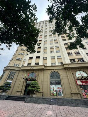 chủ nhà cần bán nhanh căn hộ chung cư 2 phòng ngủ 65.3m2 kđt mới cổ nhuế