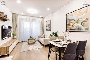 cần bán căn hộ 2 phòng ngủ, hướng nam mát mẻ tại fpt plaza3