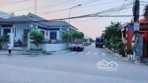 đất tân thành đường 10m diện tích : 90m2 ngang 4,5m hướng tây nam, sổ đỏ chính chủ
vị trí đẹp,