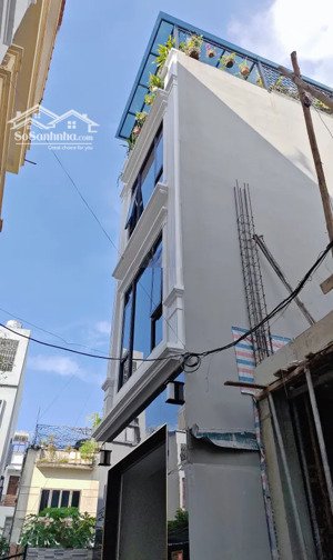 bán nhà phố ngọc thụy 52m, 4 tầng đẹp, gần ôtô tránh, ôtô đỗ cửa giá 11,8 tỷ.