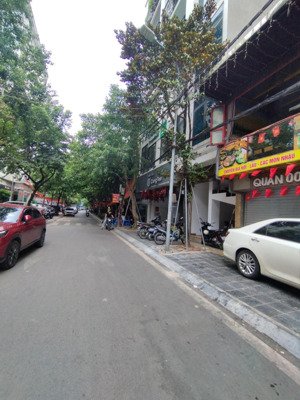 bán nhà lô góc ô tô tránh, thang máy, hoàng quốc việt, cầu giấy 55m 7 tầng mt 4.6m 21 tỷ