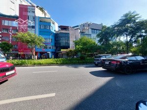 bán nhà mặt phố hoàng cầu, 183m2, 67 tỷ