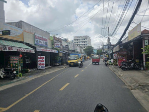 bán nhà mt tên lửa ngang bề thế 12 mét có thu nhập sẵn