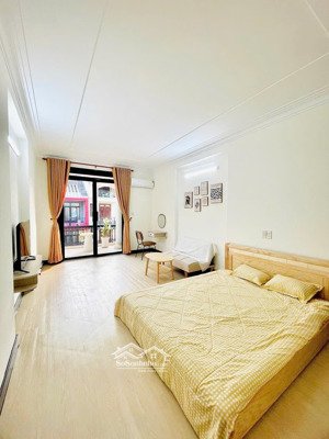 cho thuê căn hộ 1 ngủ 45m2 ban công - tách bếp - full nội thất new ngay phan xích long, phú nhuận