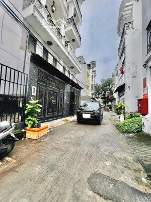bán nhà đẹp- sát phạm văn đồng 4 tầng 80m2 hẻm oto 7 chỗ đường 30- linh đông- thủ đức