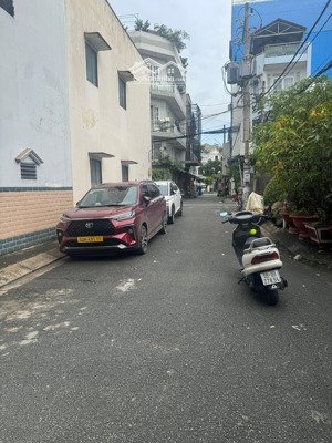 bán nhà hẻm thông 5m phú thọ hoà 4x12 2 tầng đúc thật đẹp giá 5,7 tỷ còn tl