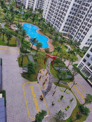 cho thuê 2pn bếp rèm view siêu đẹp và mát, tòa s6.02 ngay công viên ánh sáng và trạm xe bus