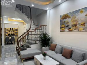 BÁN NHÀ PHỐ KHƯƠNG HẠ - THANH XUÂN, Ô TÔ ĐỖ CỬA, NHÀ ĐẸP 5 TẦNG TẶNG NỘI THẤT.