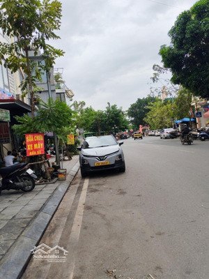 bán nhà lạc long quân - cách oto chỉ 50m - nhà 6tầng dân xây chắc chắn giá đầu tư