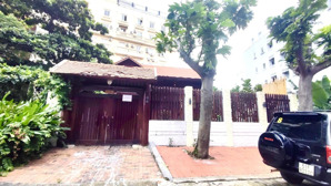 cho thuê villa sân vườn có hồ bơi thảo điền, quận 2. dt: 18x40m. kc: trệt, lầu, sân vườn, hồ bơi