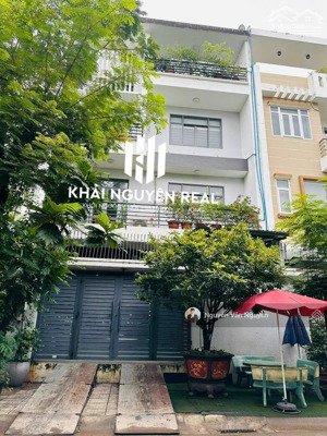 cực hiếm ! bán biệt thự cao cấp khu hưng phú cạnh liên phường. dt 178m2 ngang 9.6. cách global 1km