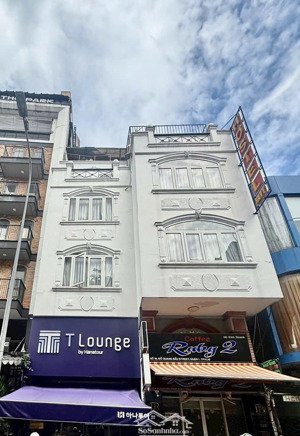 bán khách sạn 25 phòng tại phố tây bùi viện, bến thành sài gòn