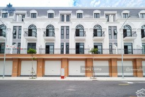 bán căn ngoại giao 75m view công viên giá 5 tỷ