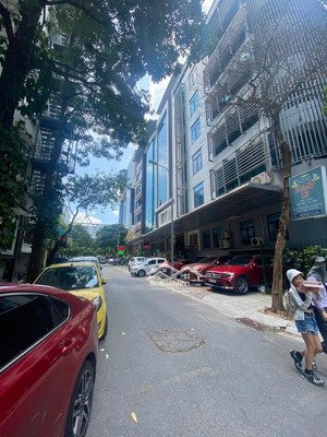 yên lãng bán tòa building 7 tầng thông sàn ngõ phân lô bàn cờ 108m2 mặt tiền 8m 55 tỷ