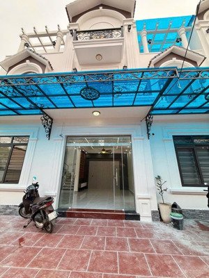 mẫu biệt thự tuyến 2 sau mỗi nhà mặt trục an đồng - an dương