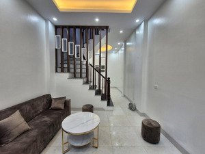 bán nr 40m2 tại thanh nhàn, 7 tỷ, 3pn, 4wc đẹp xuất sắc