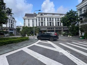 bán căn biệt thự liền kề kdt mới thạch bàn gaảden city dt 128m2 giá hợp lý 28.6 tỷ