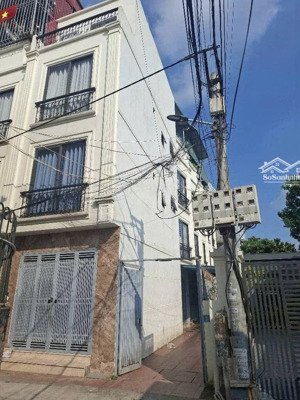 bán nhà phố việt hưng, long biên - dt 36m - 4 tầng - full nội thất - ô tô đỗ cửa - hơn 7 tỉ