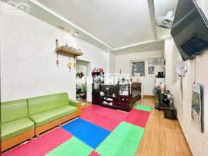 Bán nhà tập thể ngay tầng 1 trong ngõ PHỐ TRUNG TÂM Phạm Minh Đức, Ngô Quyền, Hải Phòng - Ngay đối diện Đội thuế quận Ngô Quyền