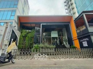 cho thuê nhà mặt tiền trần quốc thảo ngay trung tâm quận 3-giáp q1