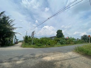 bán lô góc 2 mt, ngang 15 dài 32m. nở hậu 20m. ~500m2. giá ngợp 3.5 tỷ