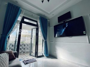 chỉ 4,5 tỷ cho homestay đang kinh doanh đường nam hồ - đà lạt