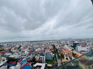 chủ cần cho thuê gấp căn góc 2pn tại hoàng huy commerce. lh 