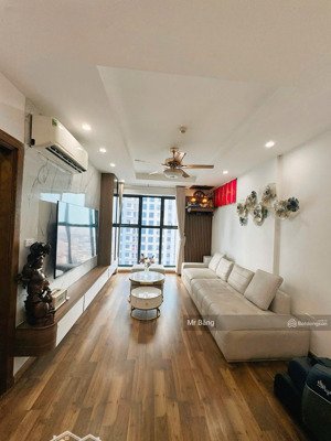 cần bán gấp " căn hoa hậu 2pn" chung cư goldmark city, dt: 77m2 full đồ đẹp, tầng đẹp, giá 7,250 tỷ