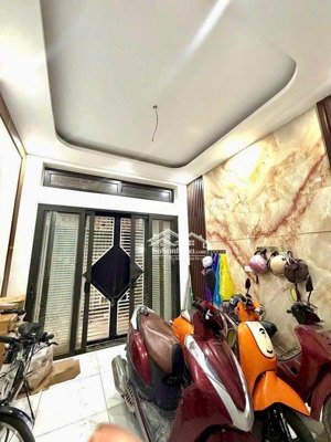 5 tỷ hơn, tây hồ, 1 nhà ra phố kinh doanh nhỏ, 6 tầng dân xây chắc chắn, sổ đẹp chính chủ