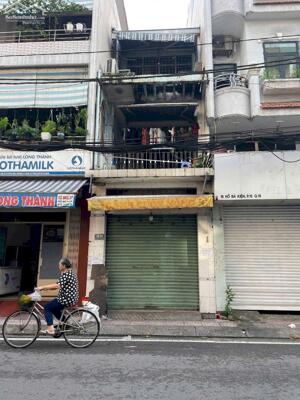 Bán nhà mặt tiền đường 20 Hồ Bá Kiện Phường 15 Quận 10 DT 3,33x14m trệt 2 lầu giá 12 tỷ