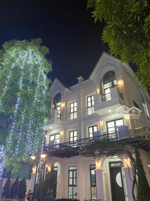 cho thuê shophouse đẹp tại vinhomes ocean park gia lâm, giá thỏa thuận, 180m2