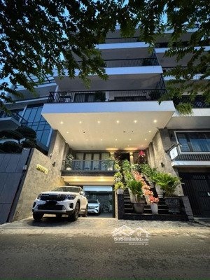 toà nhà dòng tiền mặt hồ tây - vị trí vàng.
* 126 m2 - 7 tầng - 7,5m mặt tiền.