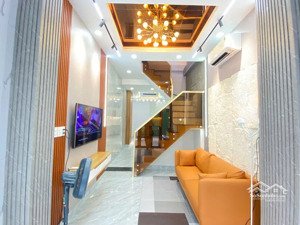 bán nhà riêng tại lê văn sỹ, 6,95 tỷ, 31 m2, giá ưu đãi chỉ với