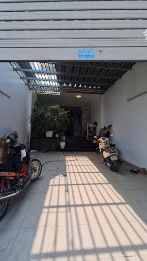 cho thuê nhà phố tại xuân thới đông 3, 15 triệu, 182m2, 4pn, 3wc, 3 tầng, hóc môn, hcm