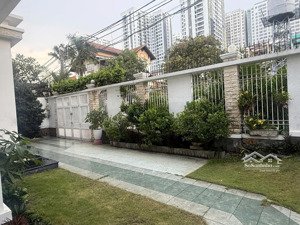 biệt thự mặt tiền 12m diện tích 259m2 trung tâm phường chánh hưng, vị trí vàng khó tìm!