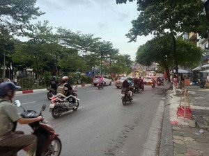 bán nhà mặt phố nguyễn phong sắc 65m/ 5tâng/ mt 5m/ giá 36,5tỷ. mặt phố lớn, kd sầm uất