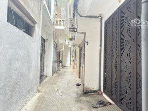 duy nhất 1 căn phố hoàng văn thái 26m2,nội thất đầy đủ, ngõ thông, phân lô, giá 6.7 tỷ