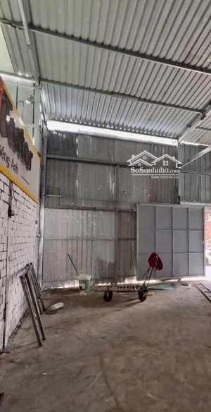 kho diện tích 200m2 cần cho thuê gấp ở đường lê văn lương có pccc