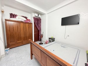 bán nhà 3 tầng mặt đường oto tránh ngay gần chợ bún đa tốn