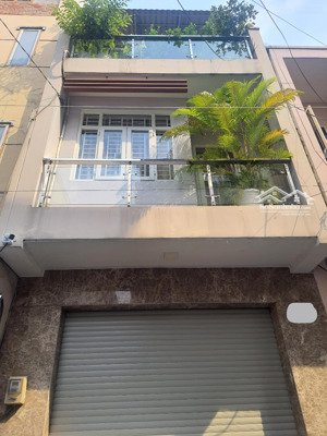 5.2x11m, 3 lầu, hđ thuê 25tr, nhà hxh 8m nguyễn văn thương, sát pearl plaza, bán 9.7 tỷ