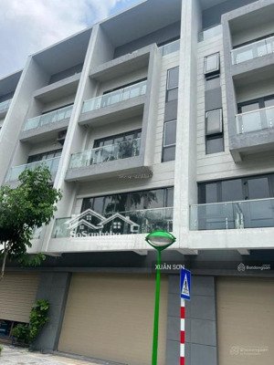 cho thuê lk nguyễn huy tưởng - nguyễn tuân, dt 80m*5 tầng, thang máy, oto đỗ cửa giá 45 triệu