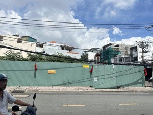 nền cặp mặt tiền bình phú (gần ngã tư đường bình phú và đường 26