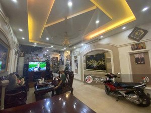 siêu phẩm nhà đẹp lương đình của, quận 2 - 3 tầng, sân thượng giá cực tốt