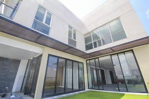 penthouse bán tại thảo điền pearl gồm 2 tầng có sân vườn 4 phòng ngủ diện tích 501.36m2