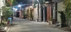 5x14,5 nhà 3 tầng hẻm xe tải thông, gần chợ phạm văn bạch, p15, tb 8,75 tỷ